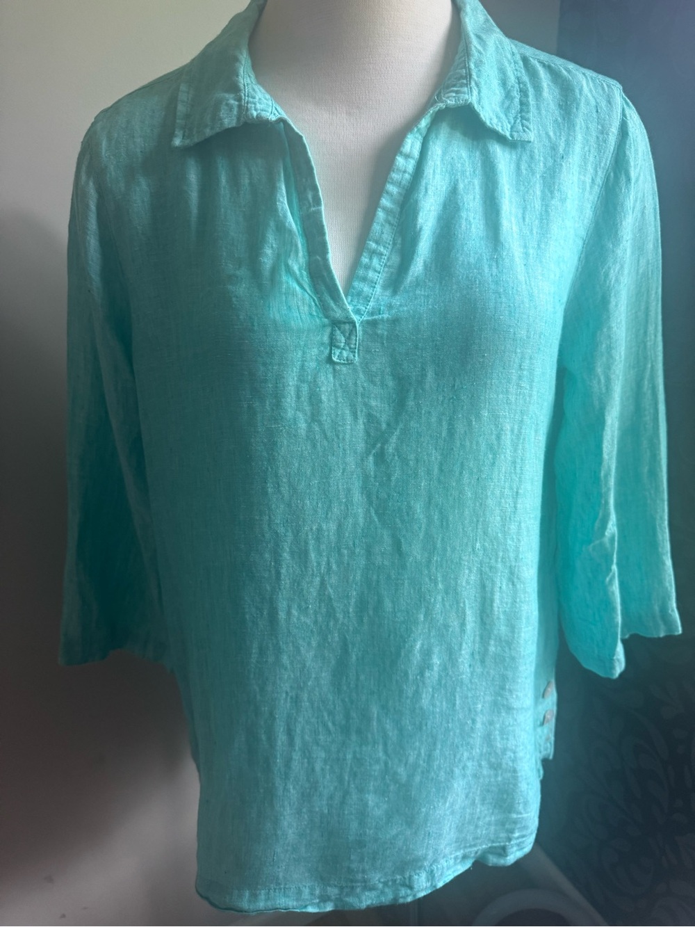 Tahari Teal Linen V-Neck Tunic Top